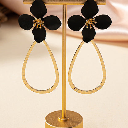 Chic Flower Drop Earrings