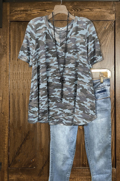 Curved Hem Camouflage Print T-shirt